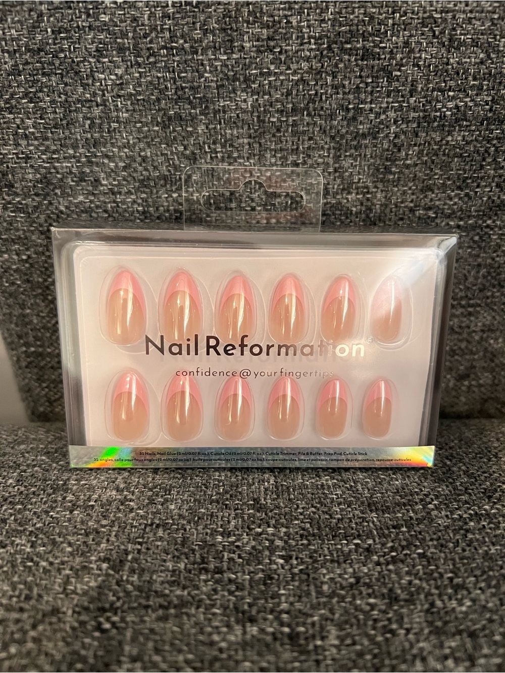 NWOT Nail Reformation Press-On Nails in Short Almond “Rose Bud”